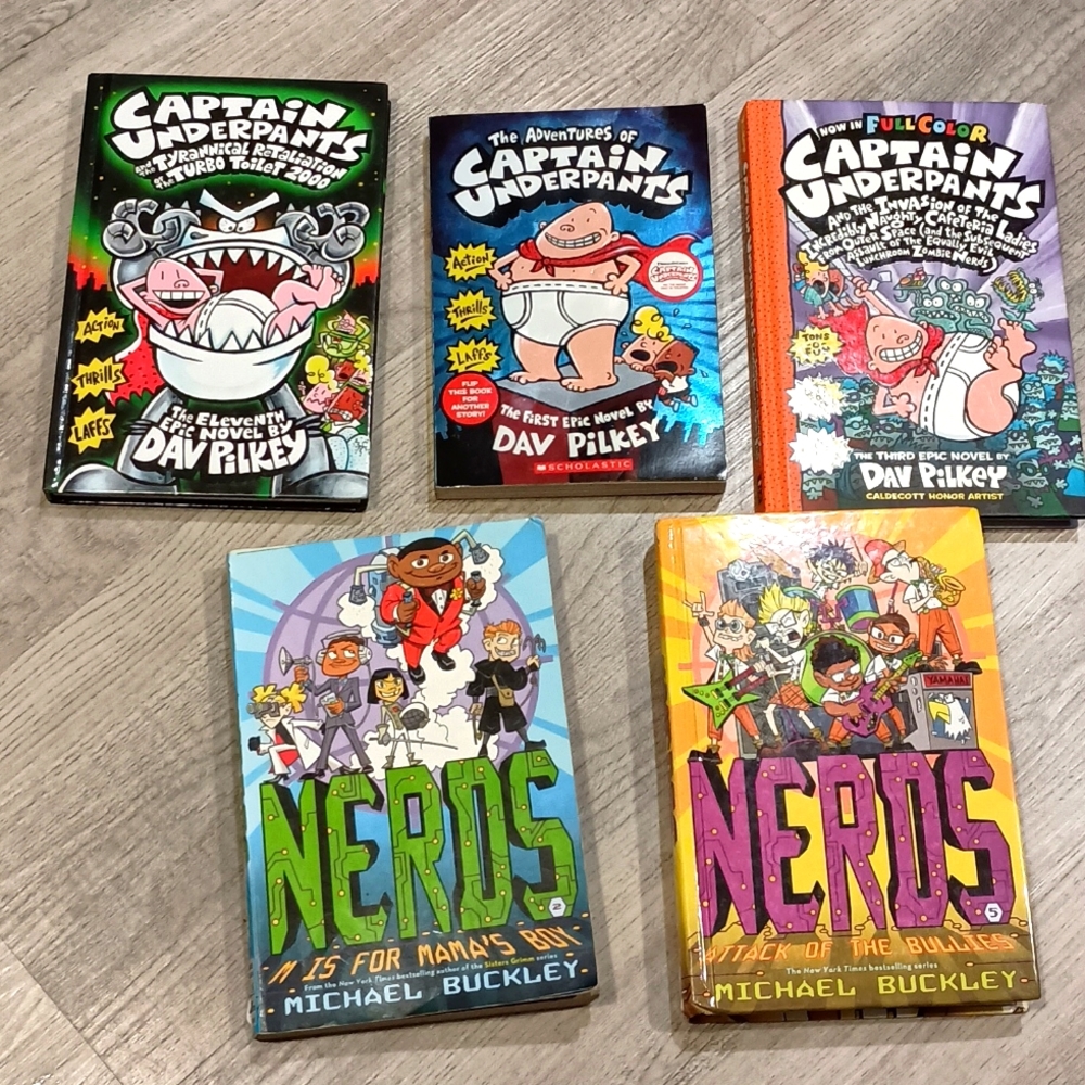 Mixed book bundle Captain underpants / nerds